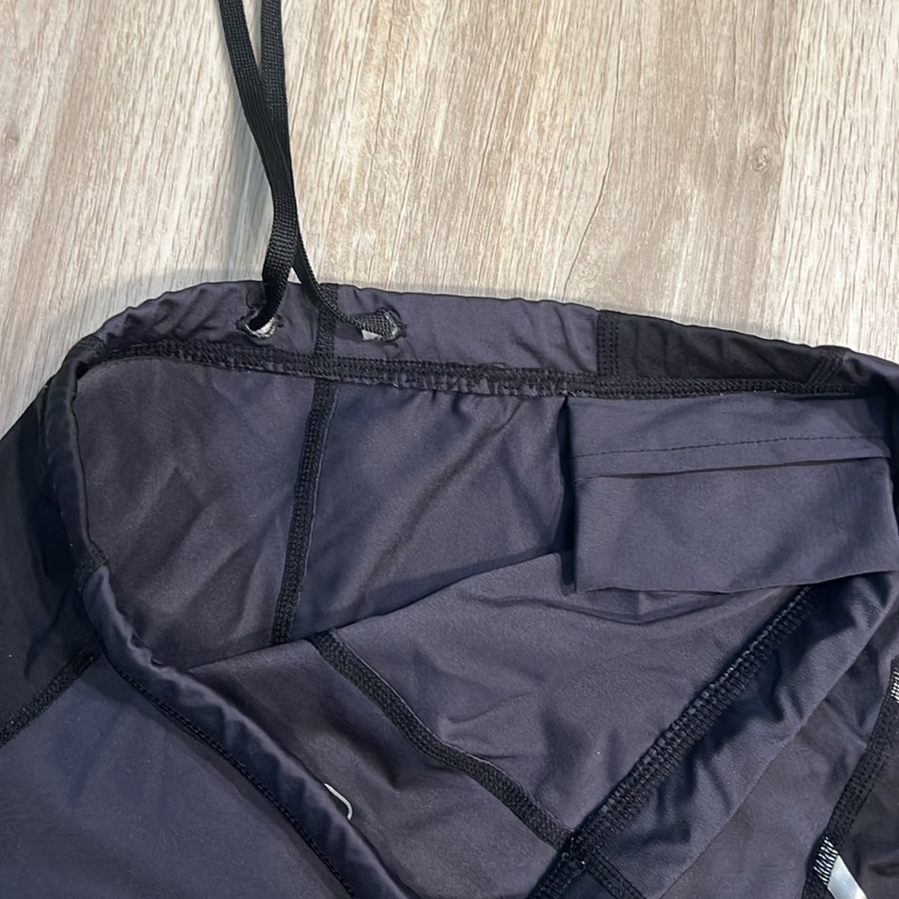 2xu Compression Running Shorts Size Large - image 5